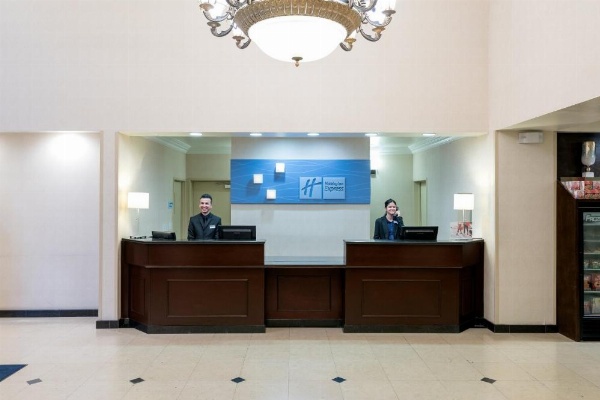 Holiday Inn Express Hotel & Suites Los Angeles Airport Hawthorne image 9