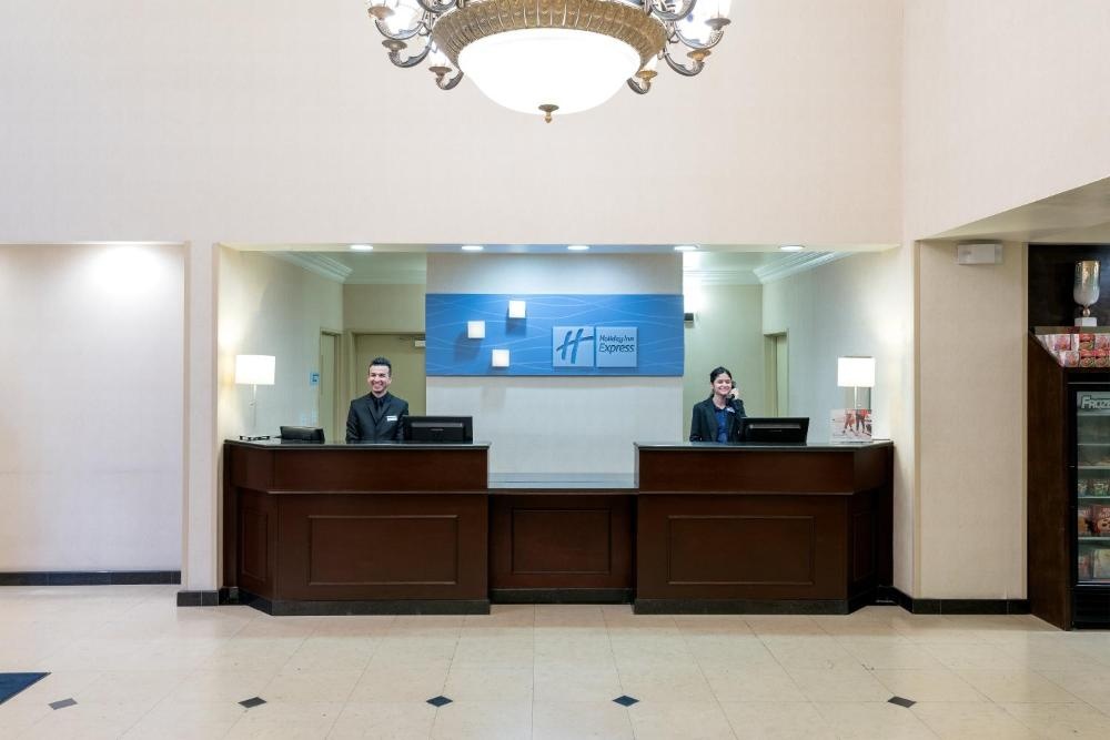 Holiday Inn Express Hotel & Suites Los Angeles Airport Hawthorne